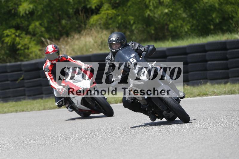/27 12.06.2025 Ducati Schweiz Trackday Warmup  ADR/gruen-vert/40